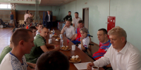 Анатолий Серышев встретился с ветеранами СВО – членами команды по ПОДА-футболу правительство Иркутской области - IrkutskMedia.Ru