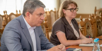 Леонид Пасечник обсудил с руководством Росреестра развитие системы кадастрового учета в ЛНР - Город Первомайск