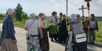 В посёлок Кез прибыли участники двадцать первого крестного хода Санкт-Петербург-Екатеринбург - Глазовская Епархия