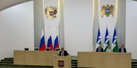 Глава Кабардино-Балкарской Республики Казбек Коков выступает с Посланием к Парламенту региона - Глава КБР
