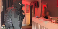В Челябинске при содействии ОМОН Росгвардии проверена законность деятельности заведения под видом спа-салона - Росгвардия