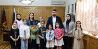 Юные акробатки Избербаша получили поддержку главы города - Избербаш-инфо