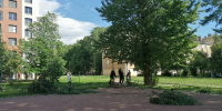 В Петербурге пьяный водитель вылетел на детскую площадку и переехал ребенкафото - Комсомольская правда