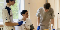 Студенты медколледжа помогают пациентам БСМП восстанавливаться после операции - Министерство здравоохранения