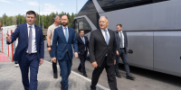 Виталий Королев и Вячеслав Петушенко обсудили развитие дорог в Верхневолжье - Газета Вся Тверь