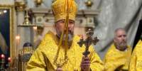 Епископ Вениамин совершил Божественную литургию в субботу 3-й седмицы по Пятидесятнице - Свято-Троицкая Александро-Невская Лавра