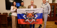 Губернатор Дрозденко принял боевое знамя «Шторма» и отправил бойцам новые БПЛА - ЛенТВ24