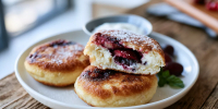 Домашние творожные ватрушки с ягодами — быстро и вкусно - Кубанские Новости