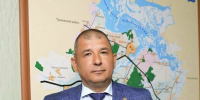 Айдар Салахов поздравил медиков Мензелинского района с профессиональным праздником - Мензеля