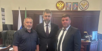 В Бежтинском участке состоялась встреча представителей власти с семьей Героя РФ - РИА Дагестан