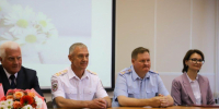 Специалистам медико-санитарной части областного УМВД вручены награды от Правительства региона - Правительство Псковской области