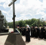 В канун Дня памяти и скорби митрополит Александр с духовенством возложил венок и цветы к Поклонному Кресту - Газета Брянские новости