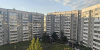 «Услышали, как он перезаряжает оружие». Жильцы дома в Петрозаводске рассказали, как их сосед стрелял по людям с балкона - Gubdaily.Ru
