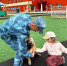 Кинолог ИК-2 со служебной собакой пришёл в гости к дошколятам - УФСИН