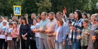 на фото участники акции. - Губкинский городской округ