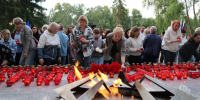 Новомосковцы зажгли «Свечу памяти» - ИА Новомосковск Сегодня