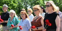 В День памяти и скорби Брянка склонила головы перед героями - Город Брянка