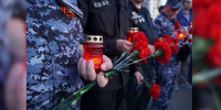 В Брянске росгвардейцы присоединились к акции «Свеча памяти» (видео) - Росгвардия