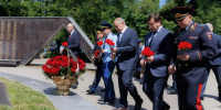 Рашид Темрезов: Великому подвигу – вечная слава! - Газета День республики