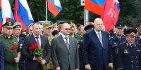 Олег Мельниченко почтил память героев Великой Отечественной войны - Пенза-Обзор