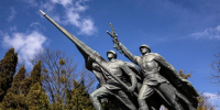 Власти уточнили сроки реставрации памятника «1200 гвардейцам» и Парка Победы - NewKaliningrad.Ru