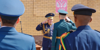 Дождь из монет и фуражек. В Военно-воздушной академии прошёл выпускной - ГТРК Воронеж