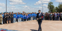 Глеб Никитин возложил цветы к Вечному огню в День памяти и скорби - НИА Нижний Новгород