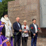 Мы подвиг ваш и память чтим - Кировский район