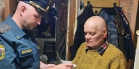 Балашихинские спасатели передали многодетным семьям пожарные извещатели - РТВ-Подмосковье