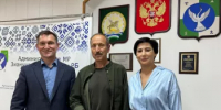 В Зианчуринском районе уже третий год подряд поздравляют семейные пары, которые трудятся в одной организации. - Зианчуринский район
