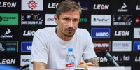 У Хрипункова нет претензий к команде, а у Медведева — хоть отбавляй - Championat48.Ru