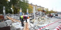 Волгоградцы стали свидетелями сноса торговых точек на улице Титова - Волга-Медиа