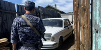 Житель Бурятии изрезал колёса чужого авто из-за замечаний о шуме - ИА Байкал-Daily