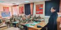 Клирик Успенского собора рассказал воинам о духовном вреде сквернословия - Приамурская митрополия