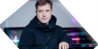 Прохор Дубравин сыграл в «зеленке» на сцене ЦДРИ - GlobalMSK.Ru