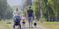 Многодетные семьи Алтайского края получают комплексную социальную поддержку - Минсоцзащиты Алтайского края