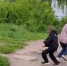 Подросток в Сыктывкаре ради забавы сбил с ног женщину - Bnkomi.Ru