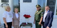Дань уважения герою: в селе Крутое состоялось открытие памятной доски, посвященной кавалеру ордена Мужества Вячеславу Соколову - Тавдинский городской округ