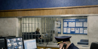 Пригласила в гости после бара и пожалела: мужчина разнёс квартиру якутянки и стал фигурантом уголовного дела - ИА SakhaTime