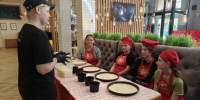 Ребята из новгородского центра «Детство» узнали секреты приготовления пиццы - Правительство Новгородской области