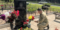 В Липецке росгвардейцы почтили память погибшего сотрудника ОМОН - Росгвардия