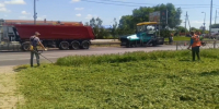 В Невинномысске продолжается покос травы - Администрация г. Невинномысска