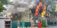 На улице Мезенцева в Туле загорелось заброшенное здание - ТК Первый Тульский