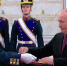 Путин наградил Президентский полк ФСО России орденом Жукова - M24.Ru
