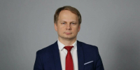 Эксперт назвал отчет главы Якутии перед Ил Тумэном доказательством системного подхода к развитию региона - Якутское-Cаха ИА