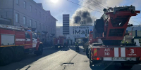 В Пензе тушат пожар в крупном торговом центре - ИА PenzaNews