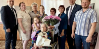 Несмотря на тяжёлую работу в сельском хозяйстве, женщина всегда принимала активное участие в общественной жизни соцсети Александра Дубровина - IrkutskMedia.Ru