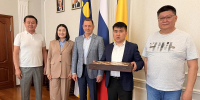 Мэр Улан-Удэ поздравил шахматиста из Бурятии с медалью Чемпионата Азии - ИА Байкал-Daily