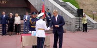 Анатолий Серышев поздравил выпускников Кемеровского президентского кадетского училища - Газета Ирбейская правда