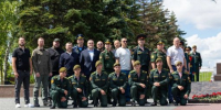 Связь поколений: участники Кубка Вооружённых сил РФ по боксу почтили память героев - Министерство спорта